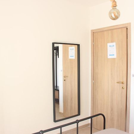 Bariairport Bed & Breakfast Exterior photo